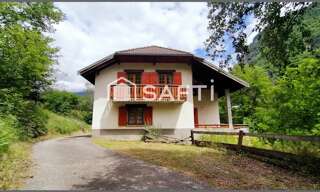 Maison 9 Pièces 205 m² à vendre à Saint-Jean-de-Maurienne (73300)