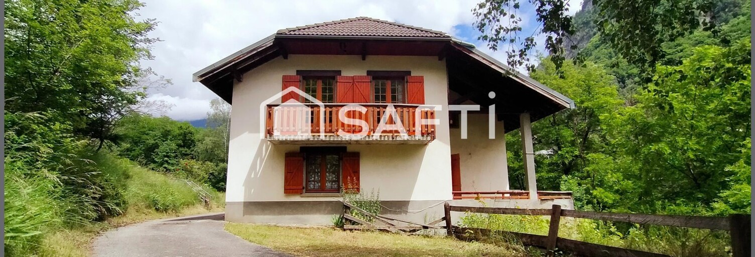 Maison 9 Pièces 205 m² à vendre à Saint-Jean-de-Maurienne (73300)