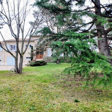 Maison 8 pièces 499000 €