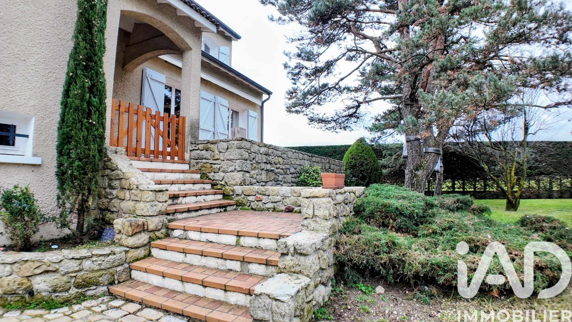 Vente Maison/villa 8 pièces - Photo 2
