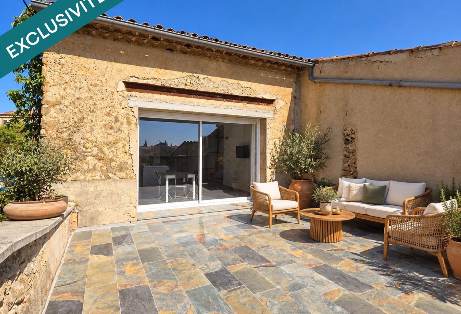 Lauris  Maison de village esprit loft, grande terrasse et potentiel d'aménagement — photo 1