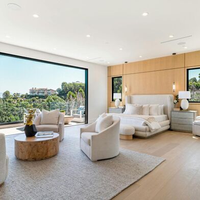 Appartement 4 pièces 589900 €