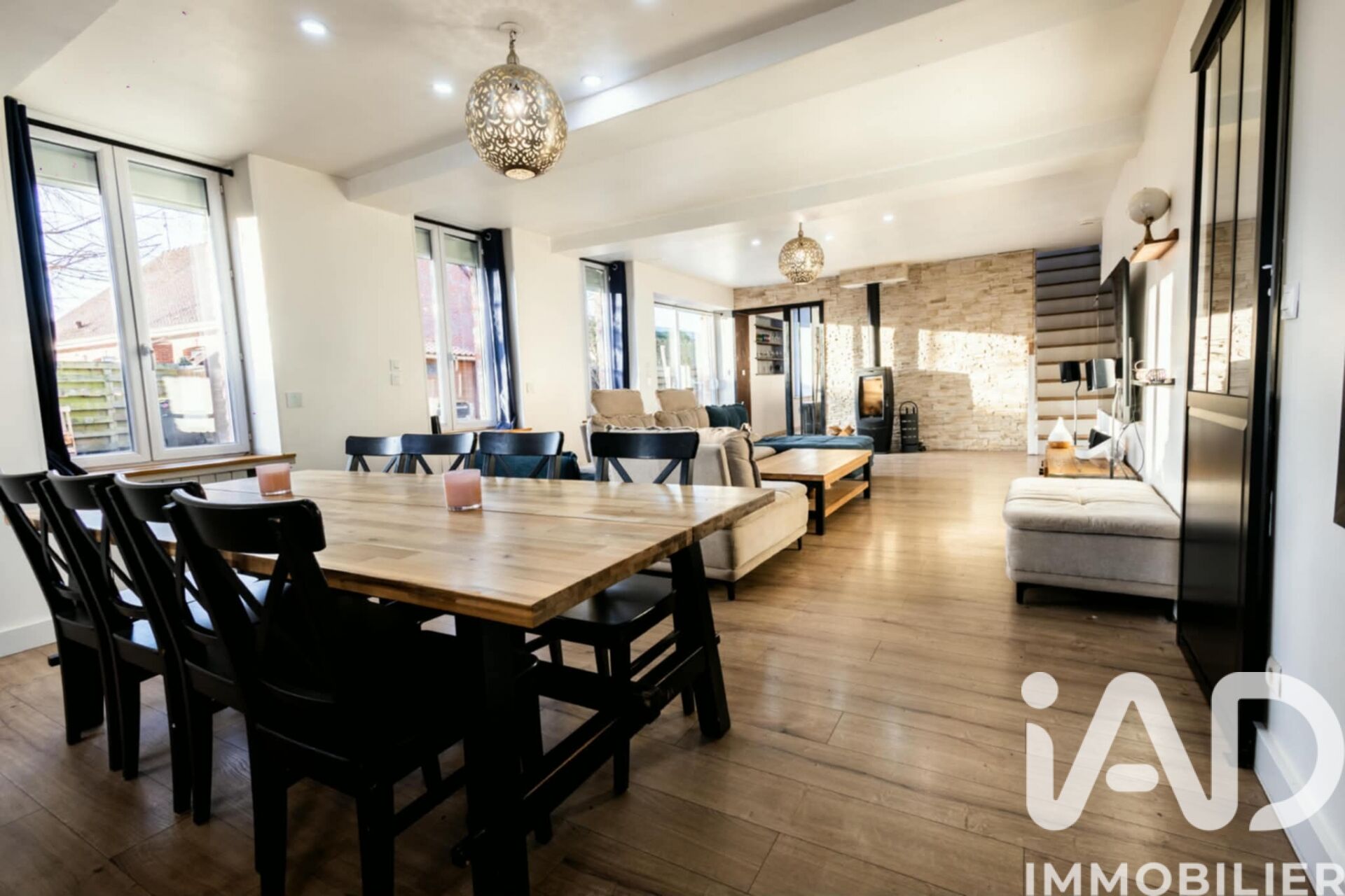 Lestrem - 210m² - 9p. - 6ch.