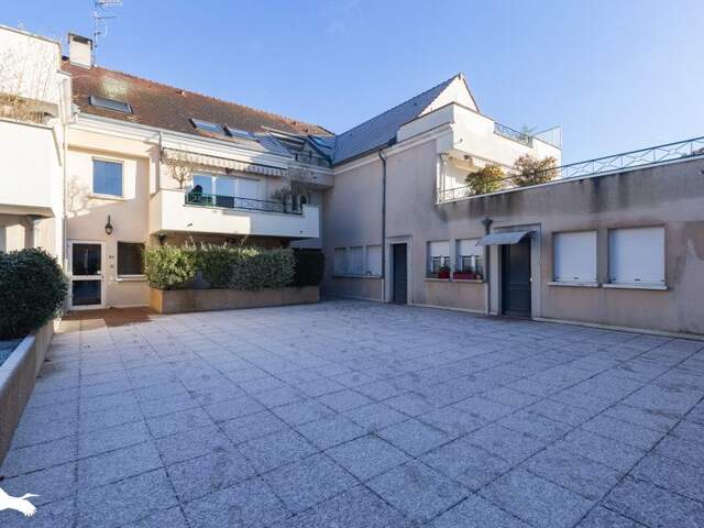 Appartement de 5 pièces principales — photo du bien