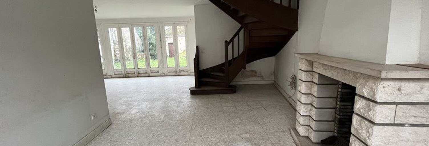 Maison 5 Pièces 121 m² à vendre à Saint-Amand-Montrond (18200)