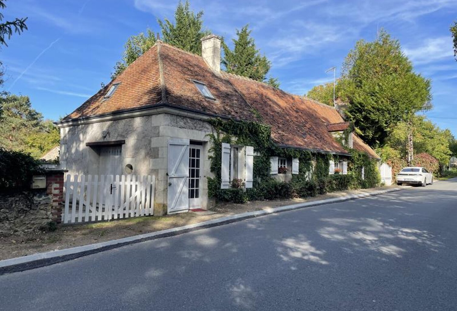 Maison en pierre de 7 pièces principales — photo 1