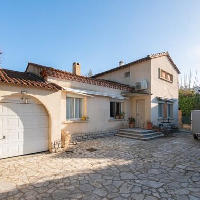 Maison 5 pièces 680000 €