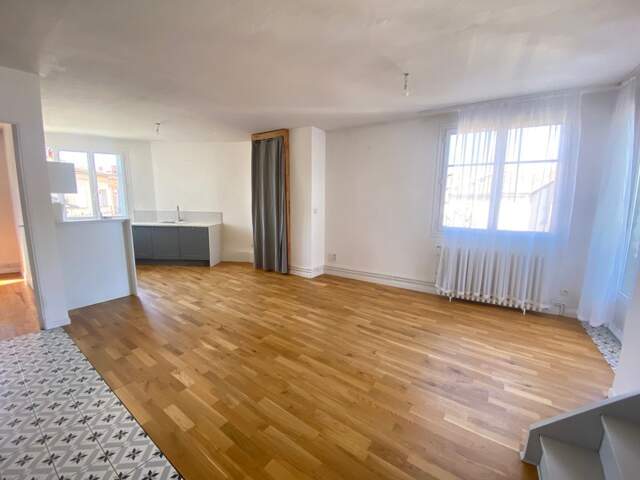 Appartement de 4 pièces principales — photo du bien