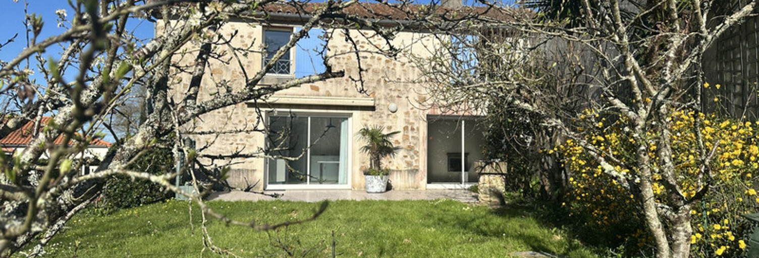 Maison 7 Pièces 143 m² à vendre à Aubigny-Les Clouzeaux (85430)