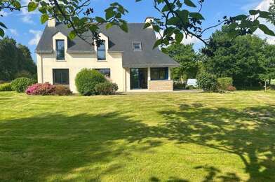 Maison 7 pièces 322400 €