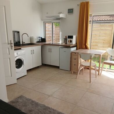 Appartement 1 pièces 650 €