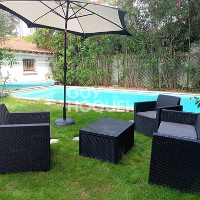 Maison 5 pièces 599000 €