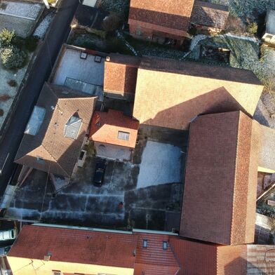 Maison 7 pièces 674700 €