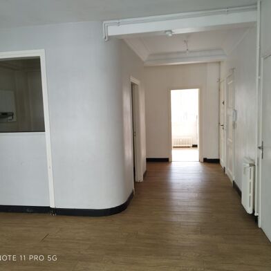 Appartement 4 pièces 1361 €