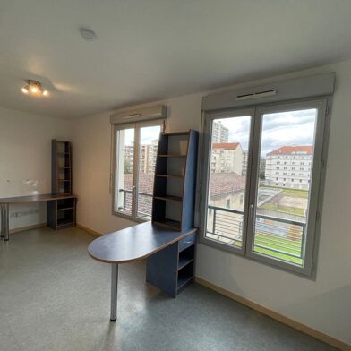 Appartement 1 pièces 630 €