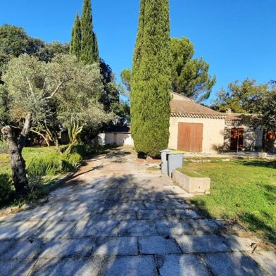 Maison 6 pièces 1350 €