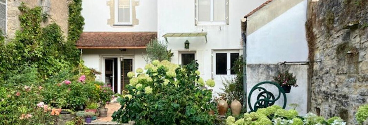 Maison 7 Pièces 175 m² à vendre à Noyers (89310)