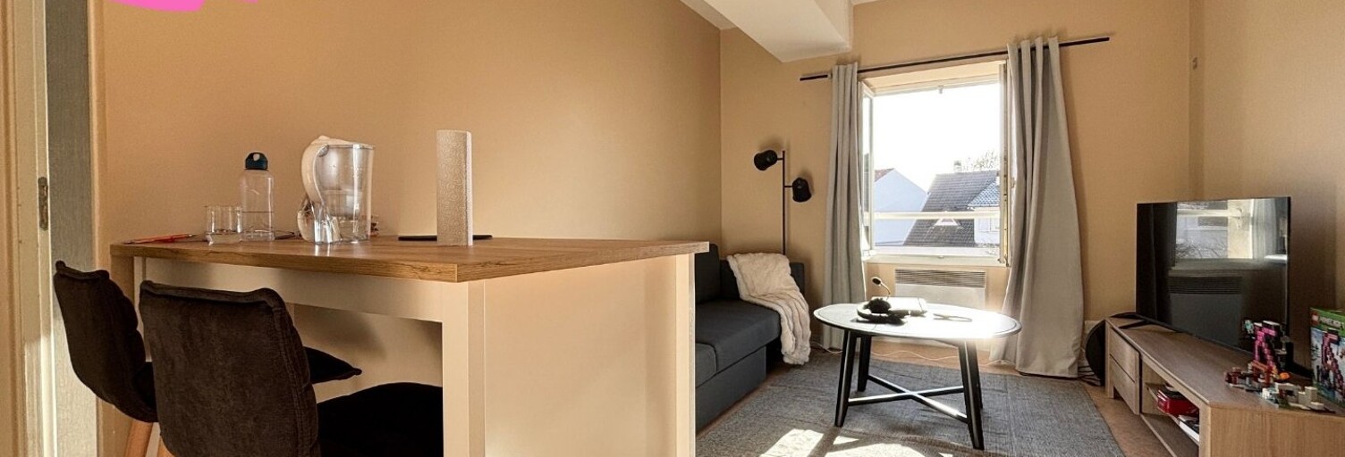 Immeuble  200 m² à vendre à Niort (79000)