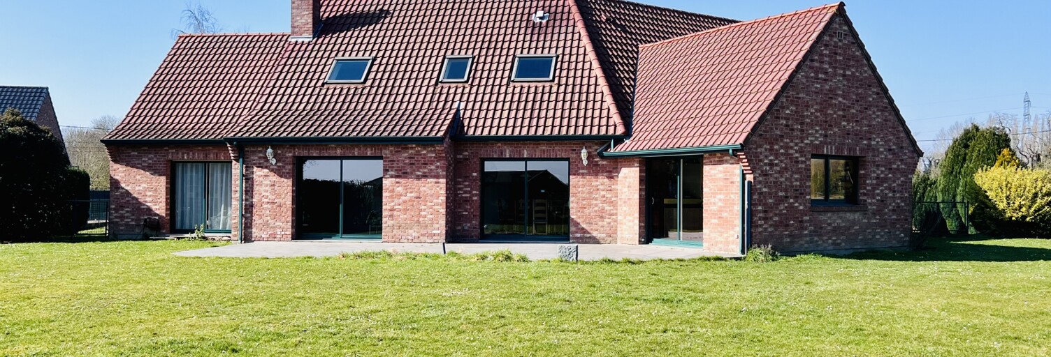 Maison 6 Pièces 212 m² à vendre à Gondecourt (59147)