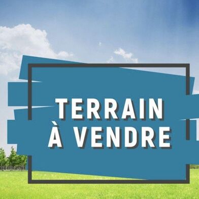 Terrain  77900 €