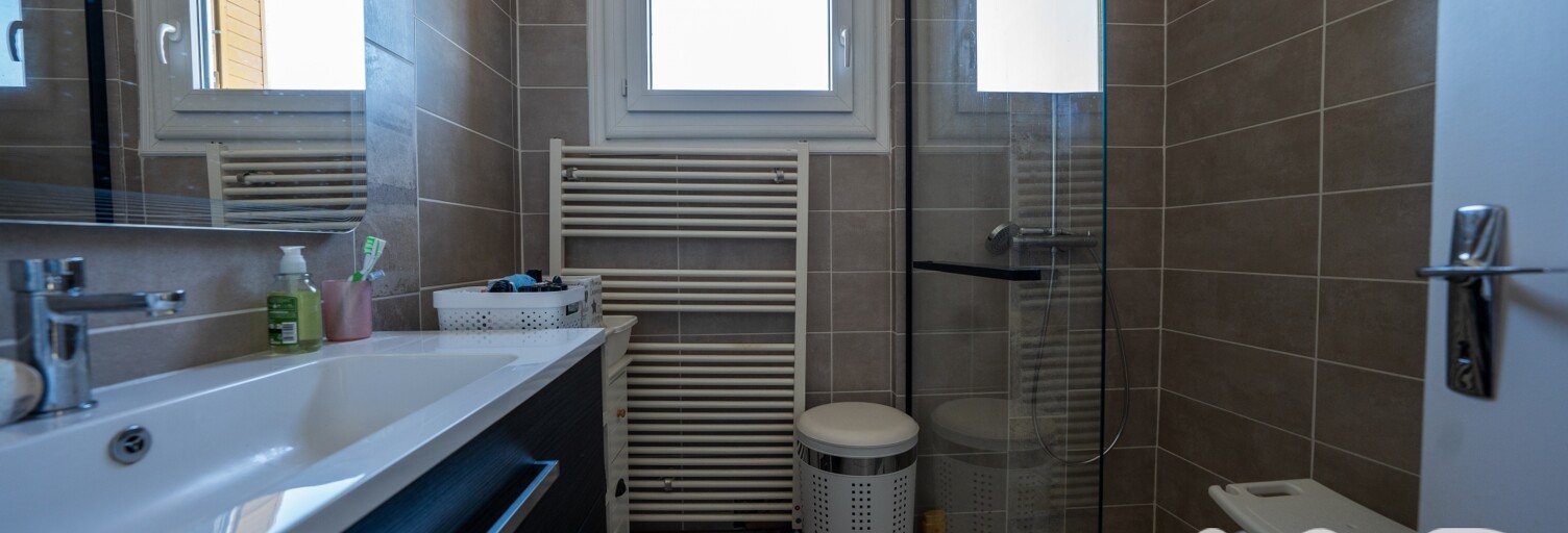 Maison 6 Pièces 140 m² à vendre à Saint-Étienne-de-Fontbellon (07200)