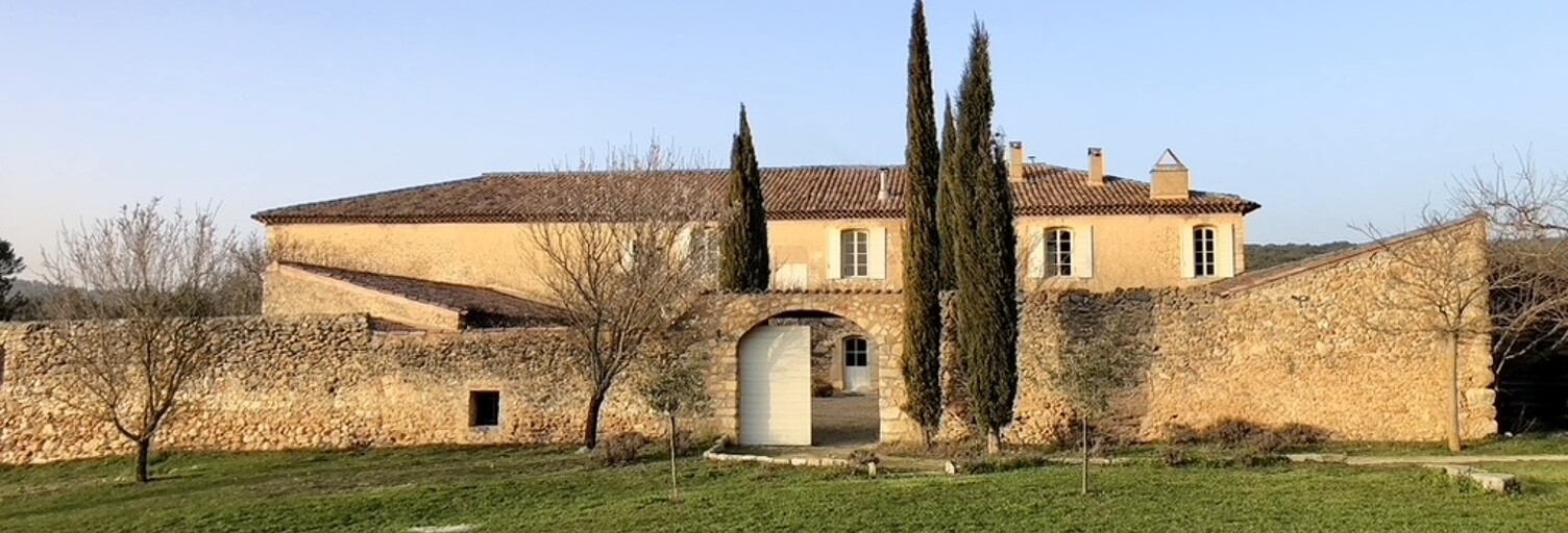 Maison 11 Pièces 650 m² à vendre à Saint-Julien (83560)