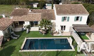 Maison 10 Pièces 250 m² à vendre à Eyragues (13630)