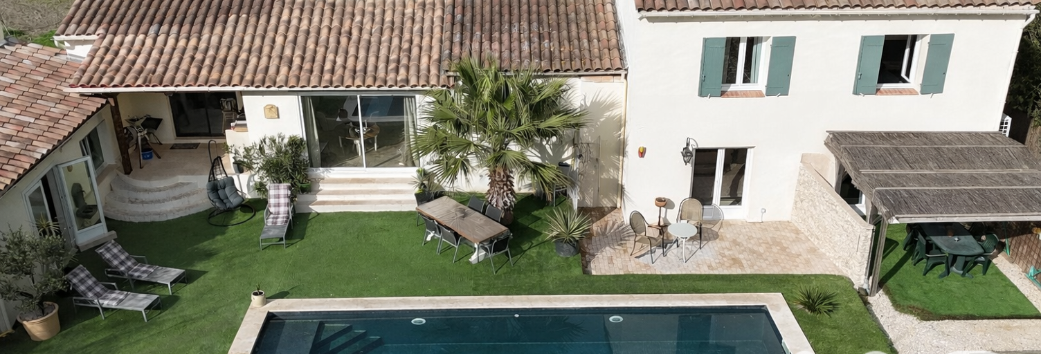 Maison 10 Pièces 250 m² à vendre à Eyragues (13630)