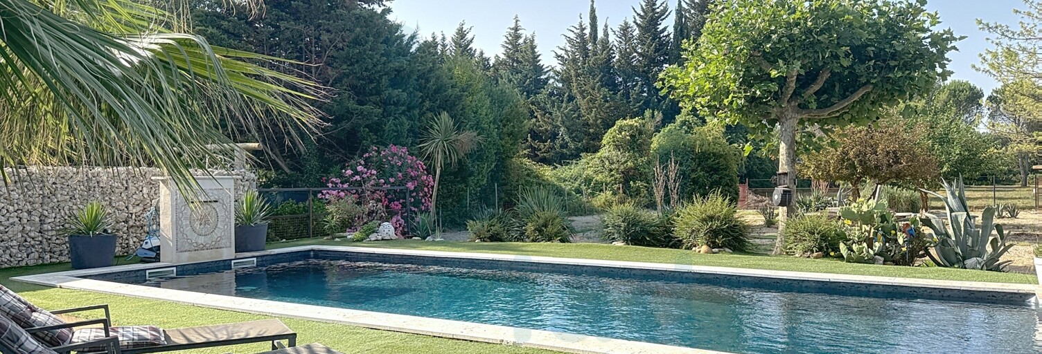 Maison 10 Pièces 250 m² à vendre à Eyragues (13630)