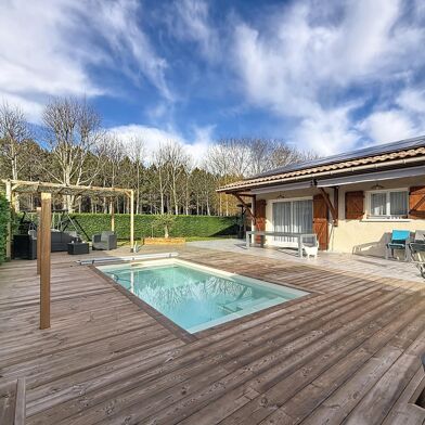 Maison 5 pièces 392000 €