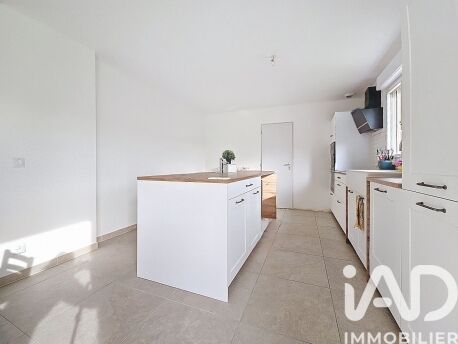 Vente Maison/villa 5 pièces - Photo 4
