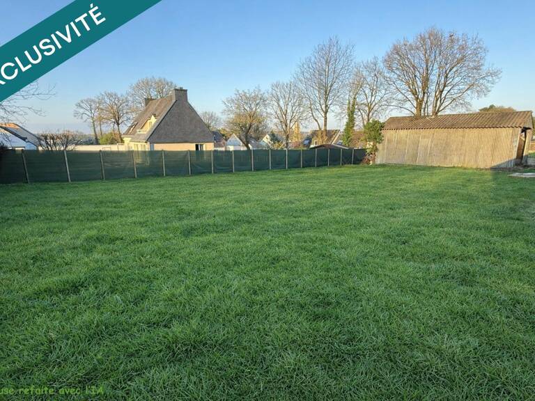 TERRAIN CONSTRUCTIBLE VIABILISE DE 623 M2 + HANGAR — photo 1