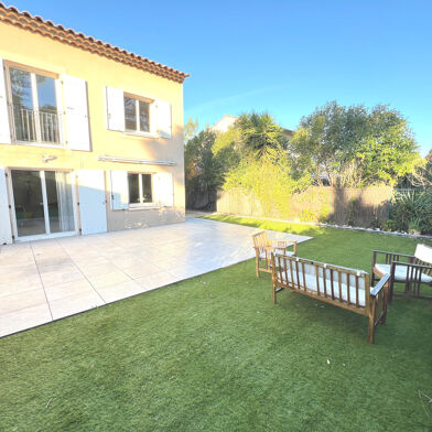 Maison 4 pièces 472500 €