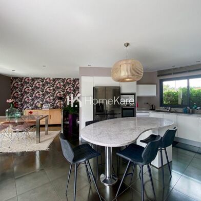 Maison 7 pièces 499500 €