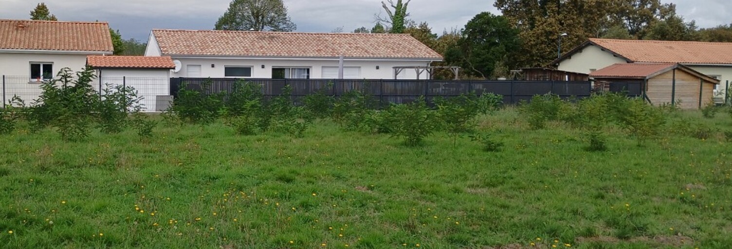 Terrain  824 m² à vendre à Le Barp (33114)