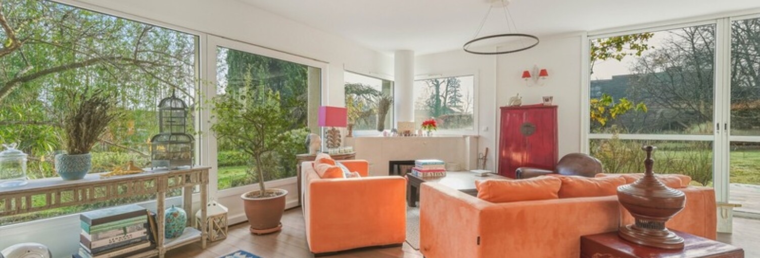 Maison 6 Pièces 237 m² à vendre à Prévessin-Moëns (01280)