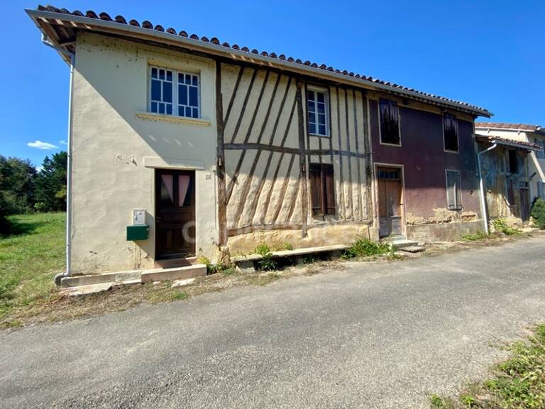 Dpt Gers (32), à vendre proche d’ESTANG ensemble de 3 maisons pour un total de 193 m2 sur 1466 m2 de terrain — photo 1