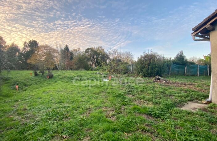 Dpt Gers (32), à vendre proche d’ESTANG ensemble de 3 maisons pour un total de 193 m2 sur 1466 m2 de terrain — photo 2