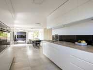 ***VISITE VIRTUELLE DISPONIBLE SUR DEMANDE...MARSEILLE 8ᵉ...RÉSIDENCE FLOTTE...APPARTEMENT FAMILIAL DE STANDING...TERRASSE...VUE DÉGAGÉE...CLIMATISATION INTÉGRALE*** — photo 3