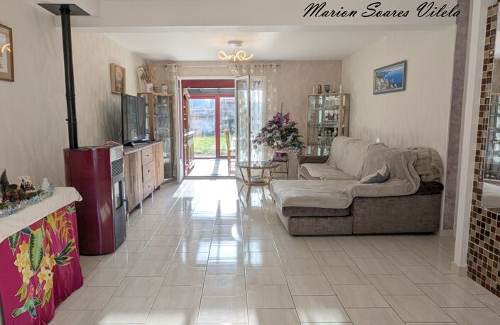 Une propriété aux multiples possibilités, maison principale, appartement indépendant et studio sur 1300 m² de terrain– — photo 5