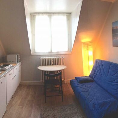 Appartement 1 pièces 580 €