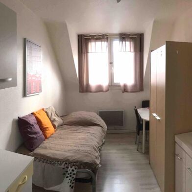 Appartement 1 pièces 540 €