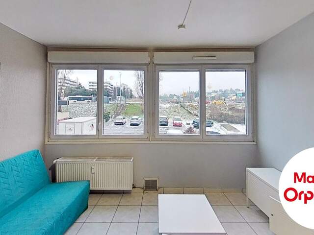 Spécial Investisseur : Studio 8,7 % de Rentabilité – Dardilly Porte de Lyon – Vendu Meublé — photo du bien