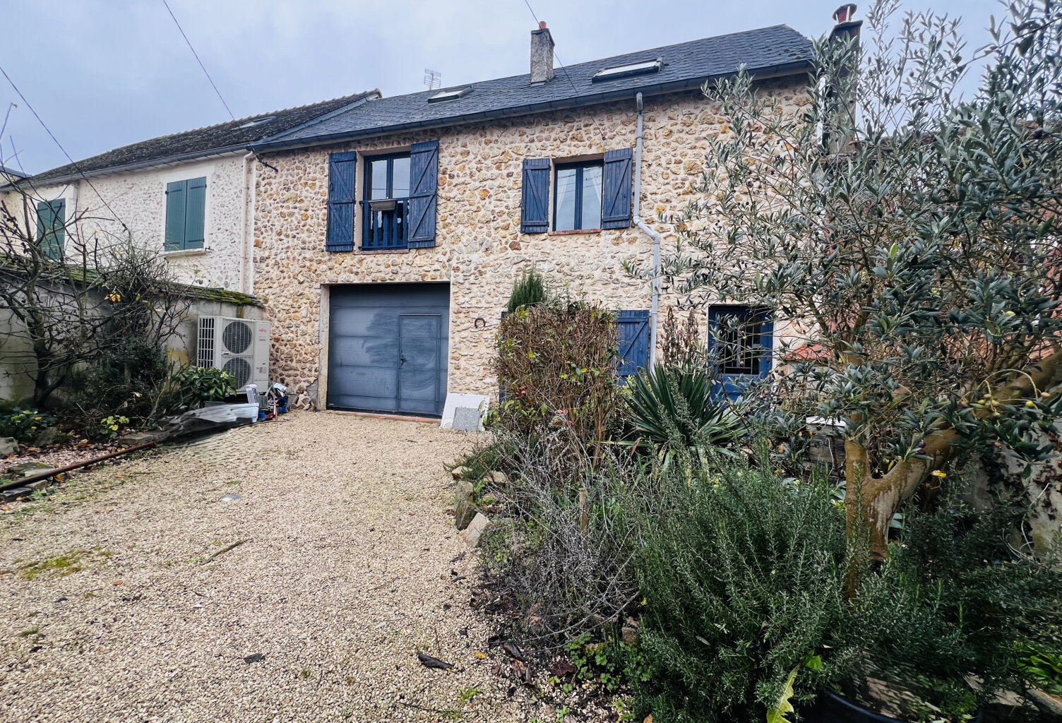 Charmante maison en pierre   152 m2 habitables   Village ave — photo 1