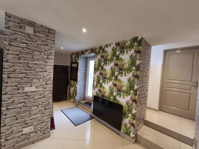 Maison 6 pièces 150 m² à Châtillon-Saint-Jean — photo du bien