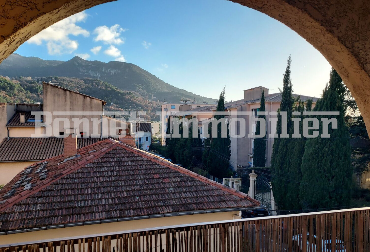 Appartement T2 à Nyons - Jolie vue — photo 1