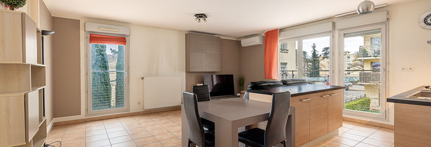 Appartement 3 Pièces 68 m² à vendre à Décines-Charpieu (69150)