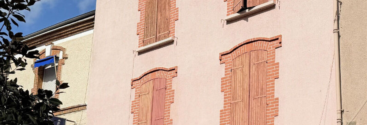 Immeuble  230 m² à vendre à Decazeville (12300)