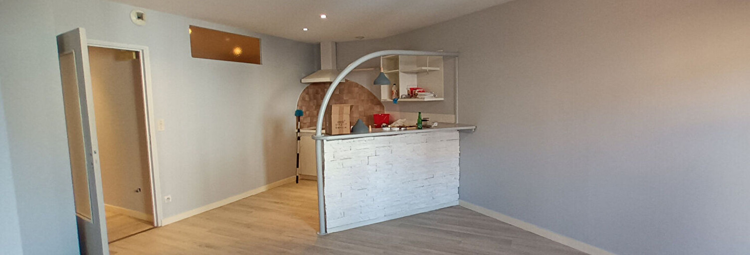 Immeuble  210 m² à vendre à Decazeville (12300)