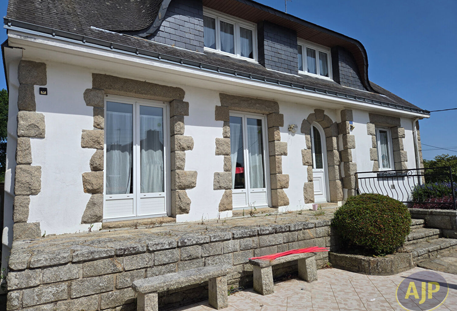 Belle maison familiale 5 chambres au coeur de Saint-Jean-Brévelay ! — photo 1